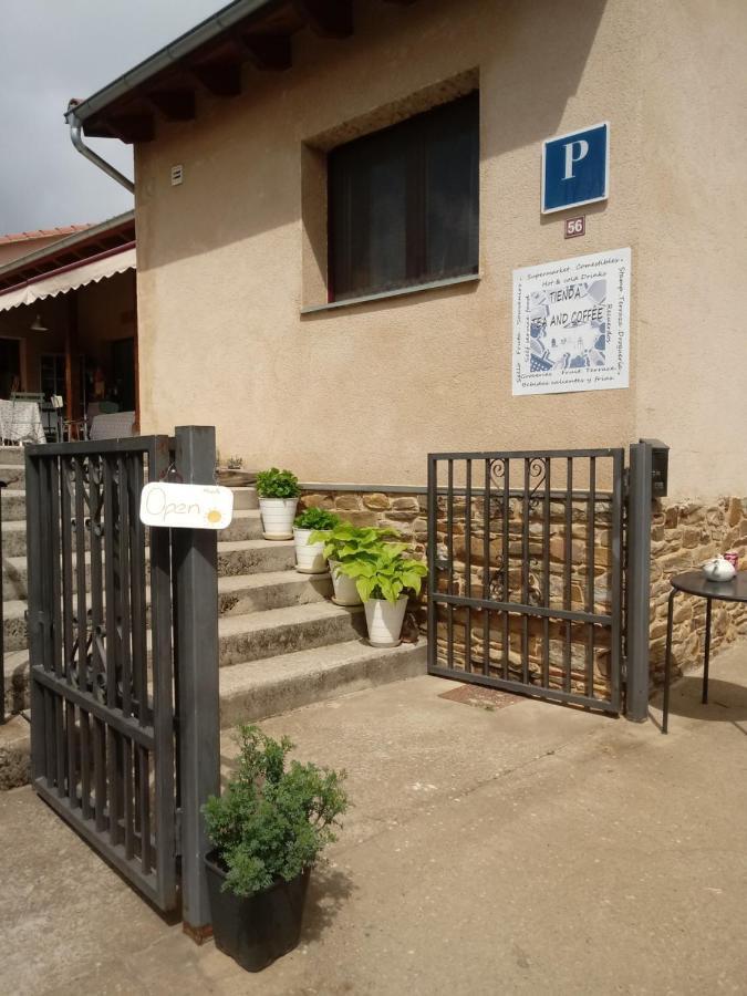 Pension Gabino  El Ganso Exterior foto